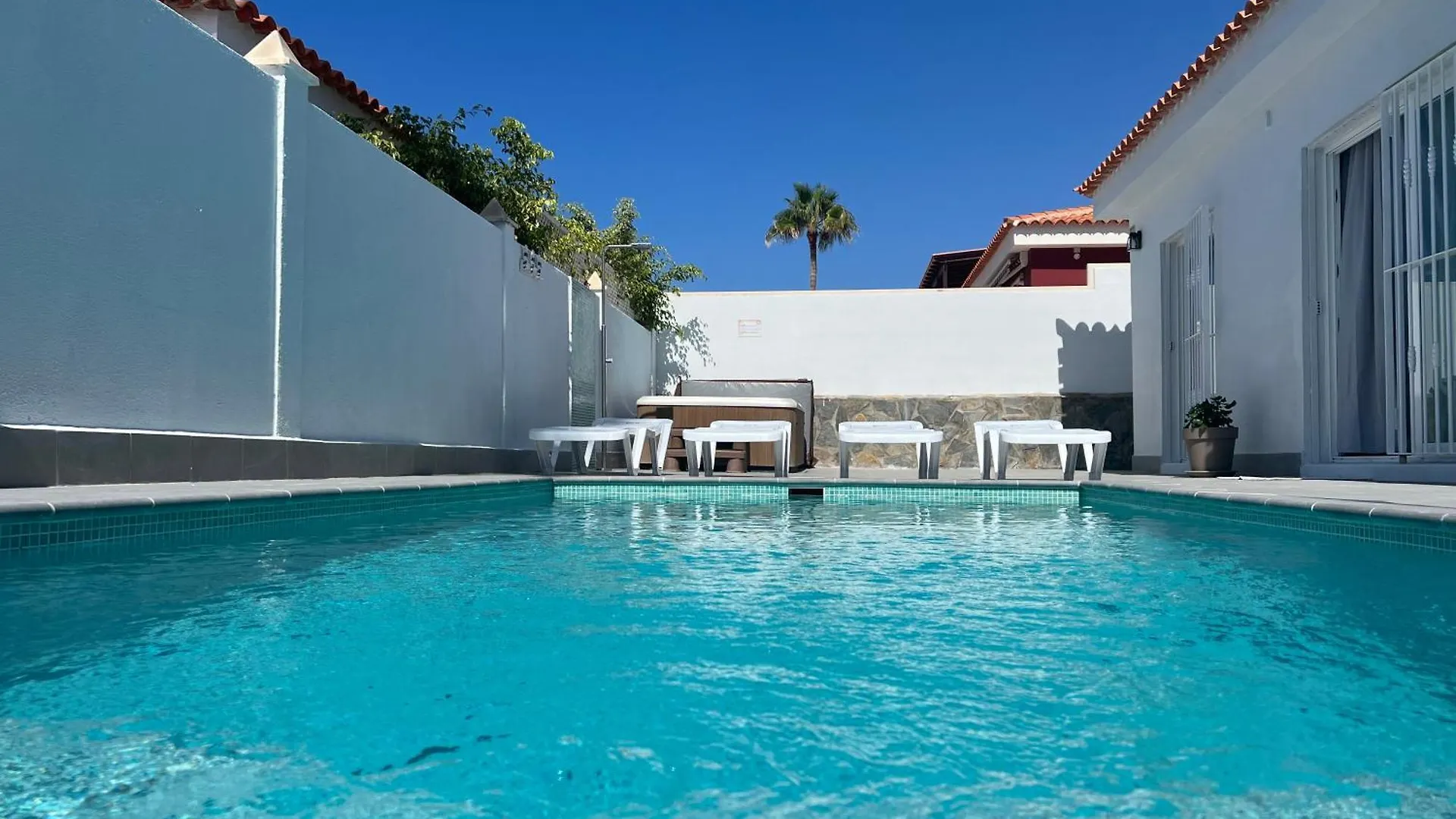 Villa Magnolia Callao Salvaje