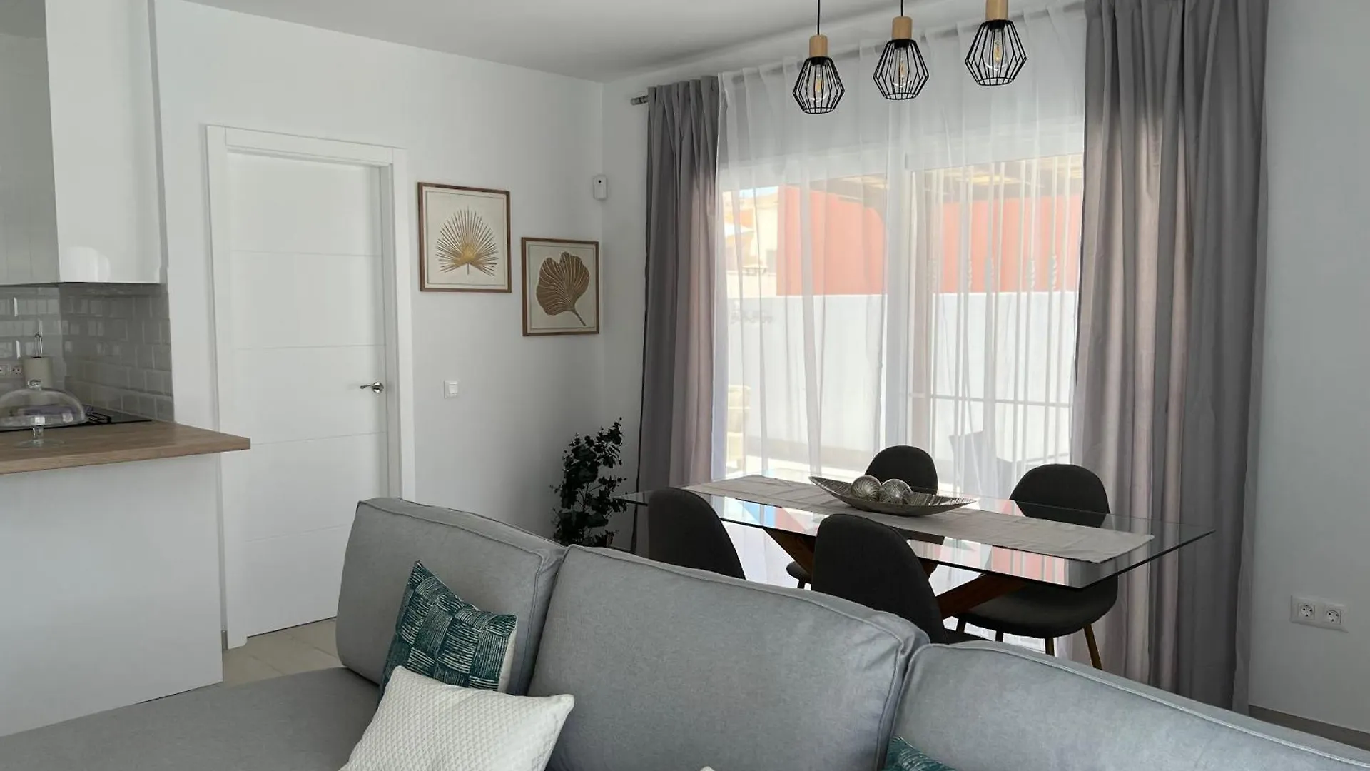 Villa Magnolia Callao Salvaje